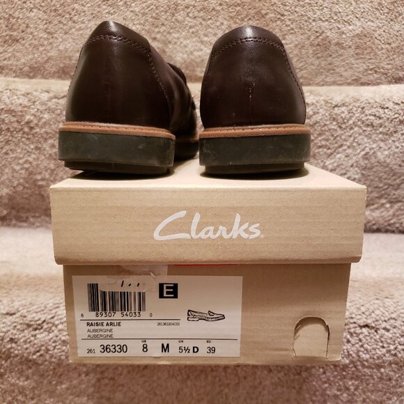 EUC women's Clarks loafers size 8 - Picture 2 of 14